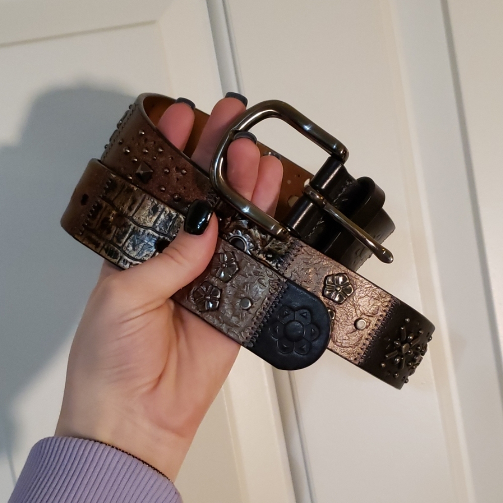 ‼️Closeout‼️ 
Fossil leather Belt w embellishments